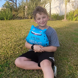 Monstruo Grande ABRAZO